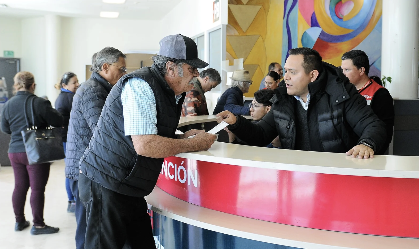 Brinda Atención Ciudadana asesoría para agilizar trámites, pagos y servicios municipales