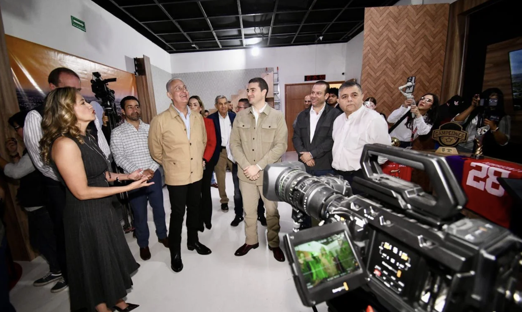 Román Cepeda inaugura Torreón TV Canal 28