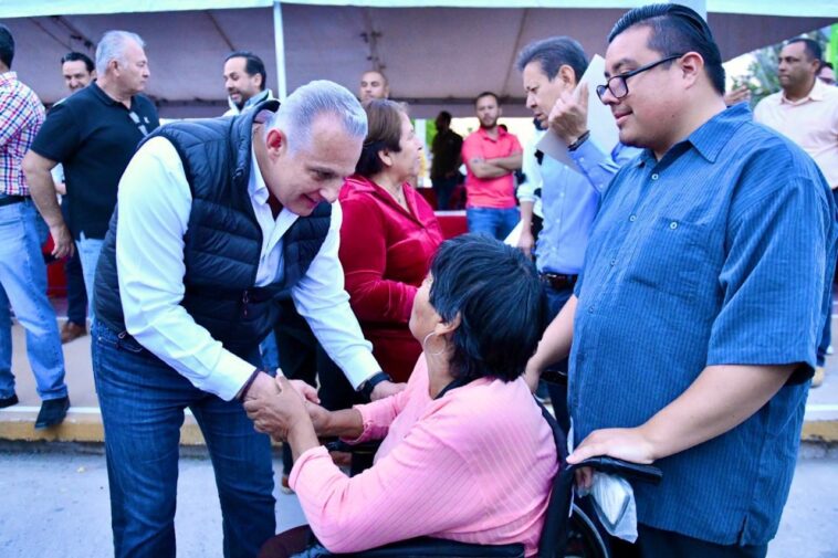 Román Alberto Cepeda González supervisa brigada de servicios en la colonia Satélite