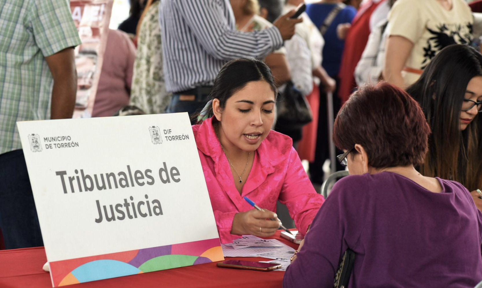 Tribunal de Justicia Municipal ofrece mediación en conflictos vecinales