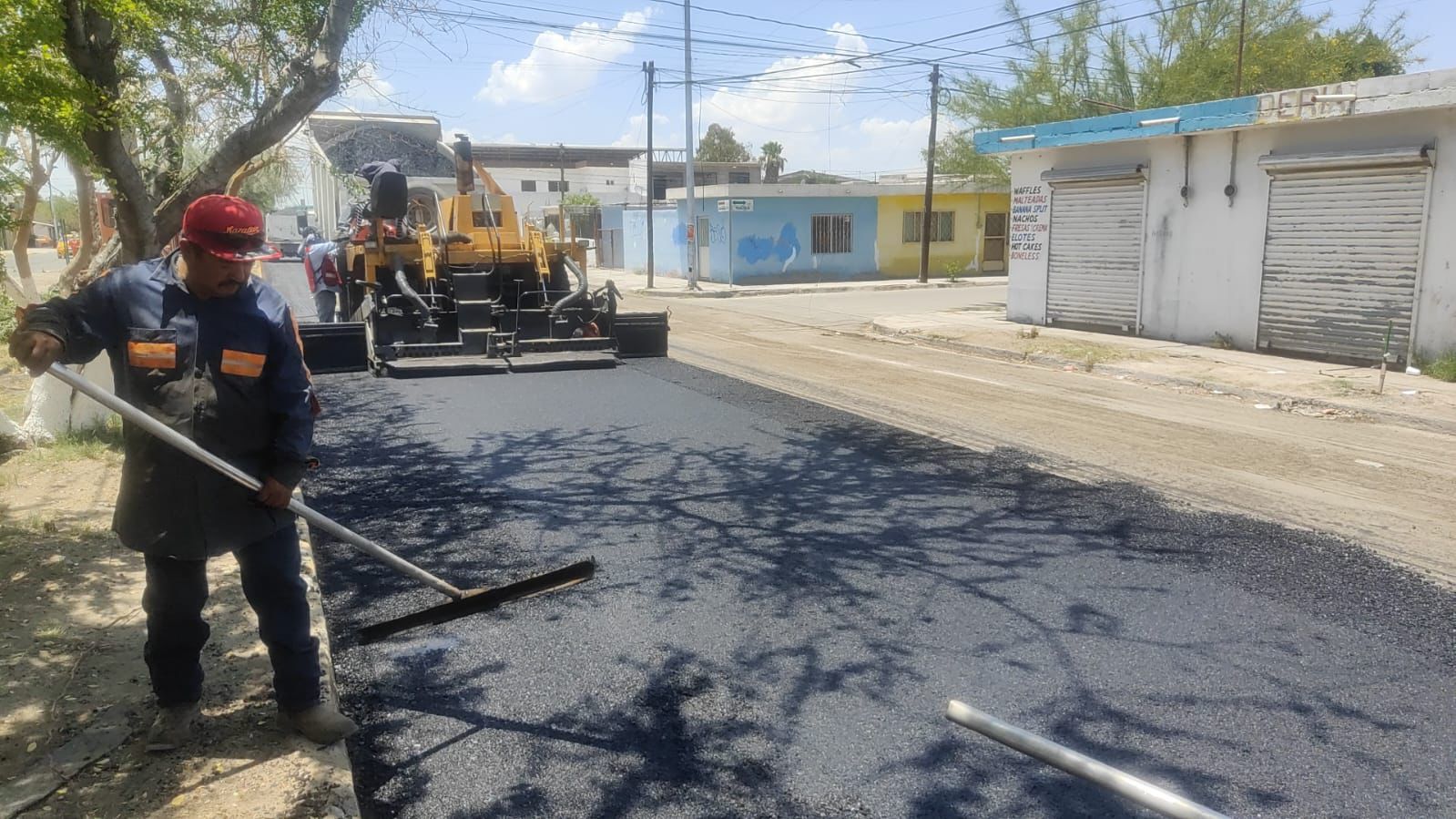 Rehabilitan 11 mil metros cuadrados de la calzada Xochimilco