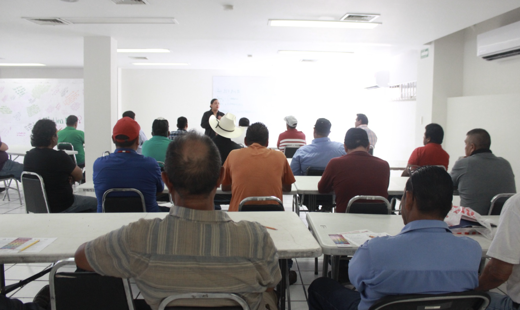 Más de 60 transportistas se han capacitados en la prevención y erradicación de la violencia hacia las mujeres