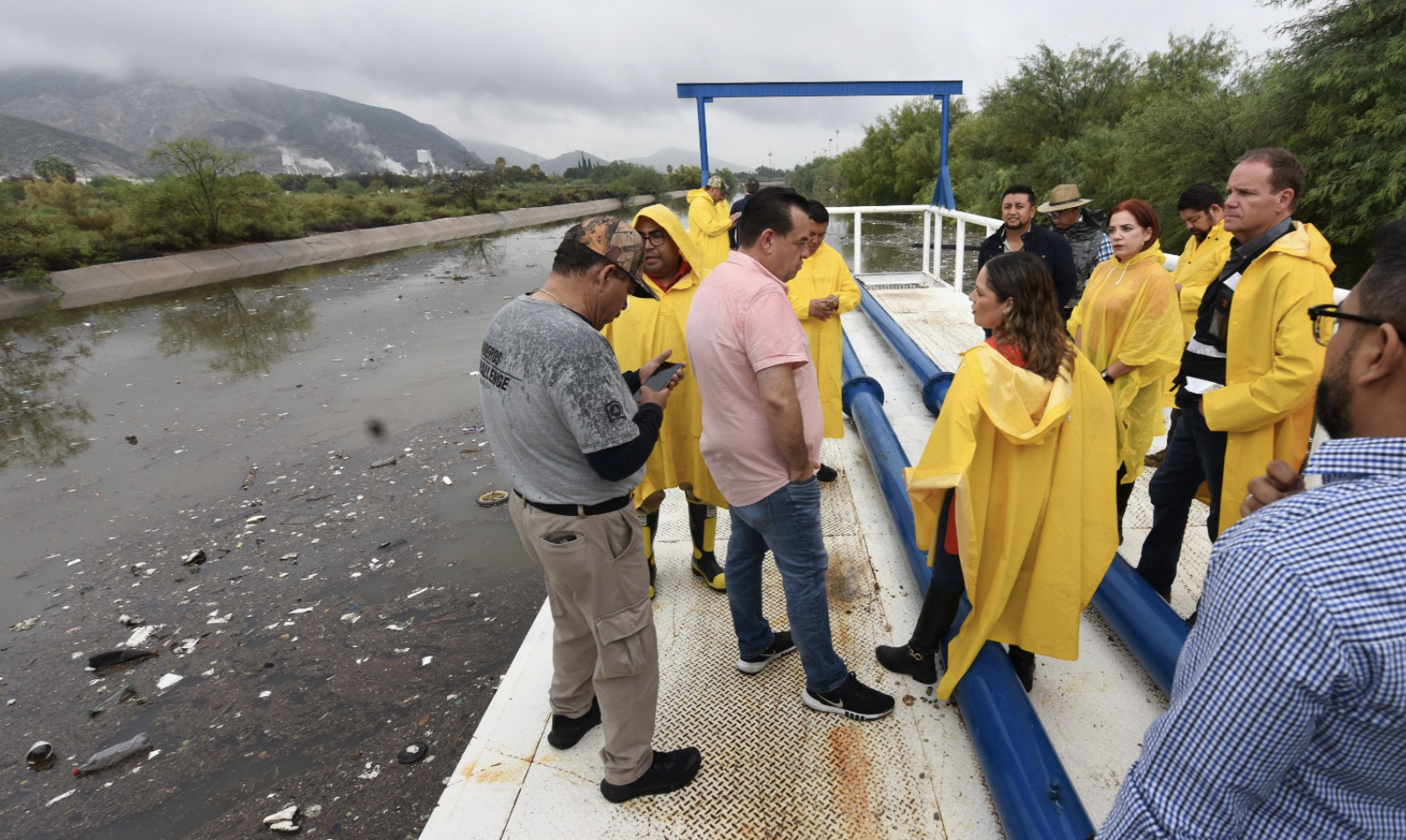 Realizan reunión de prevención en la laguna de regulación de la colonia Santiago Ramírez