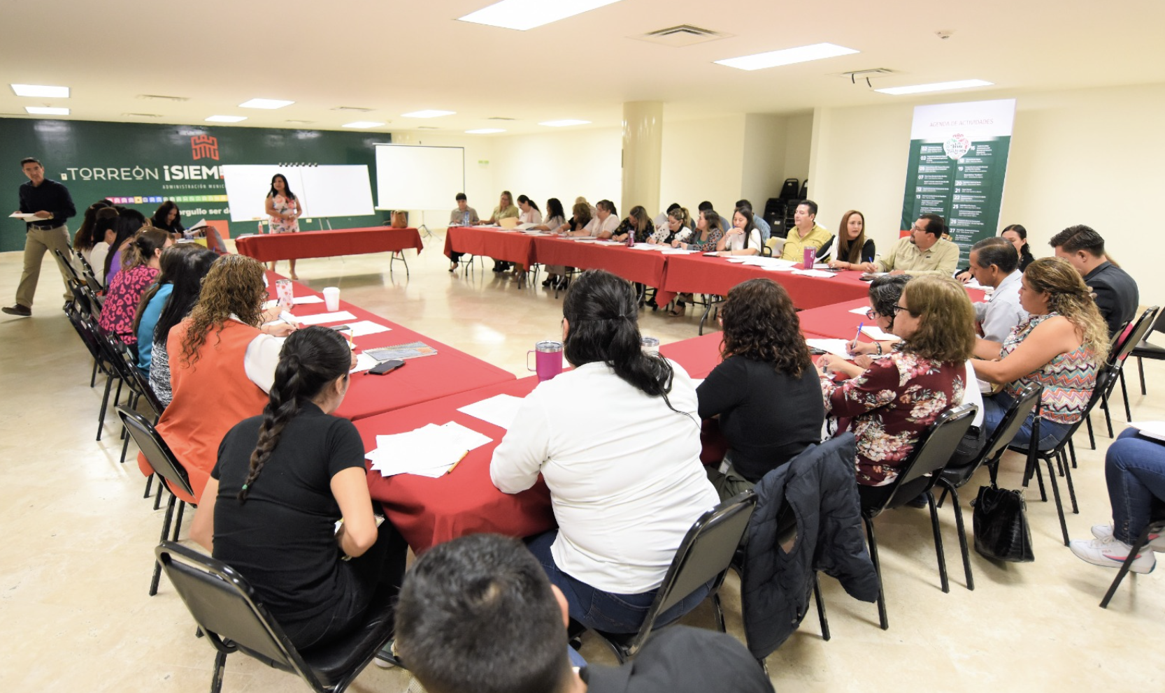 Imparten curso de “Ortografía práctica y redacción” a servidores públicos de Torreón