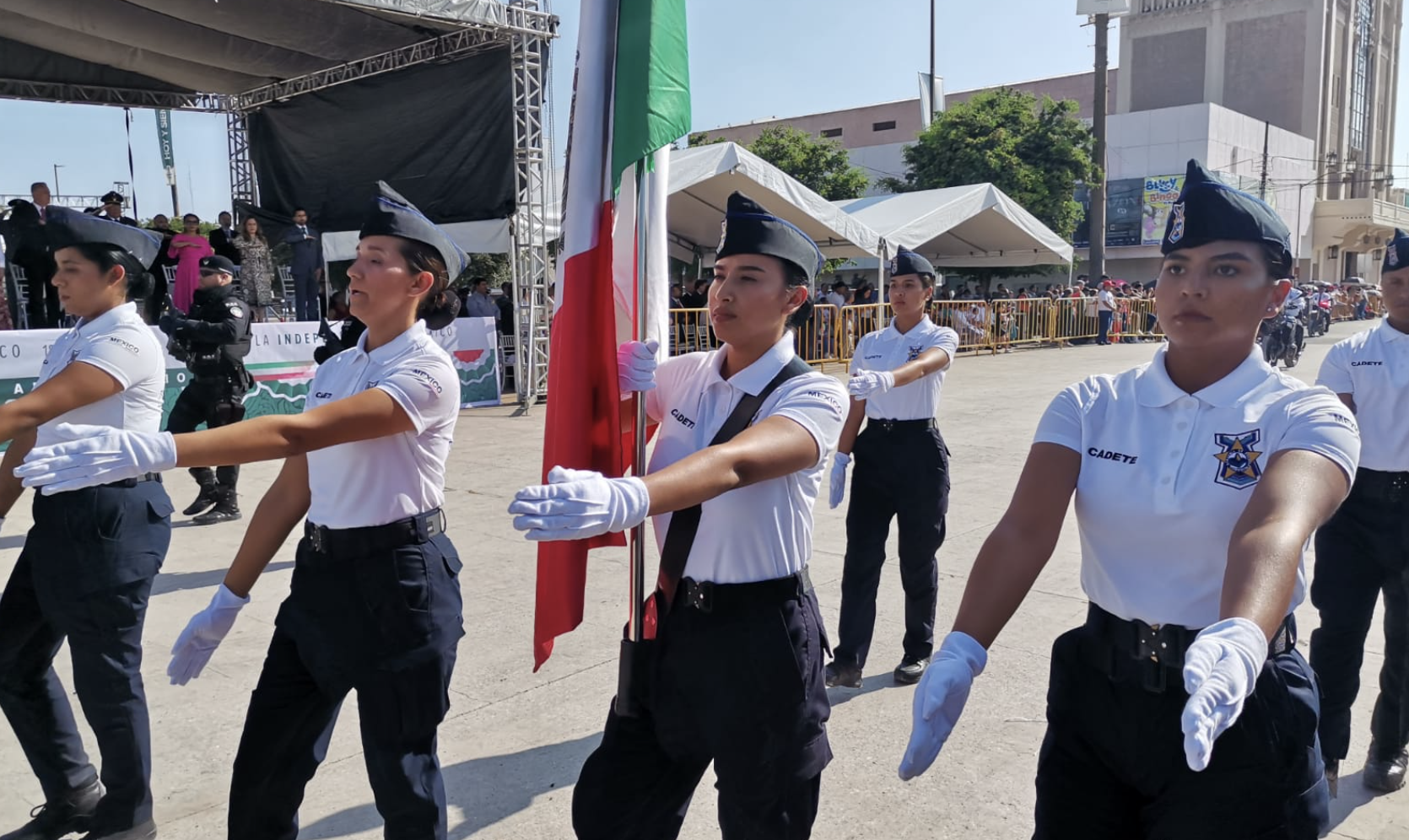 Celebra Torreón fiestas patrias con saldo blanco