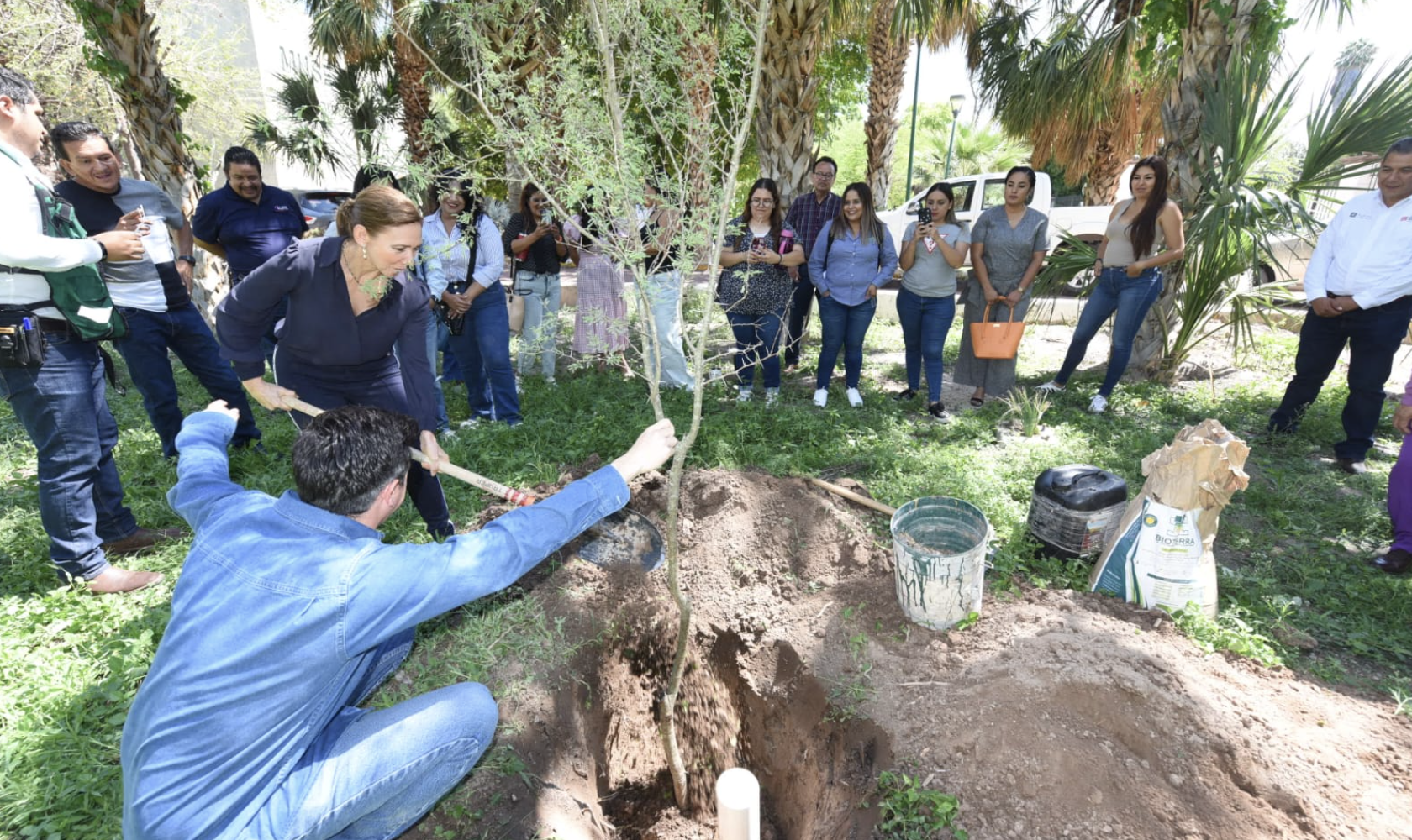 Capacitan a 20 instituciones del programa “Mi querida escuela”