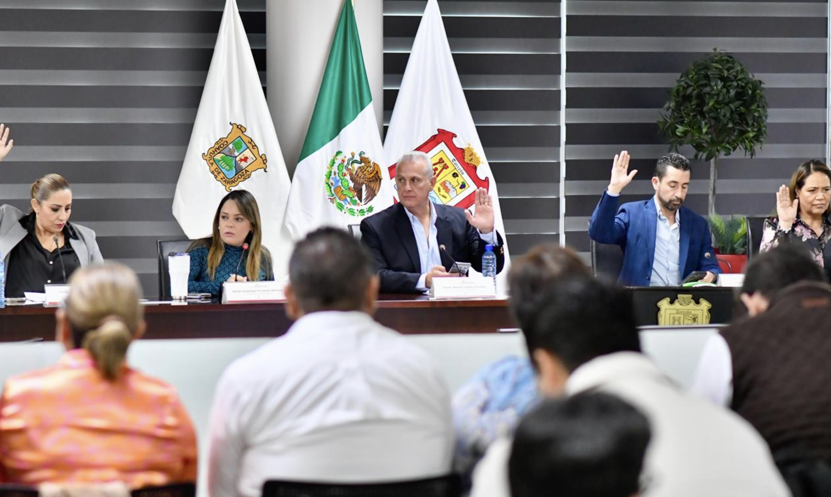 Aprueban en Cabildo reformas en favor del desarrollo económico de la ciudad; y reconocen labor de bomberos de Torreón