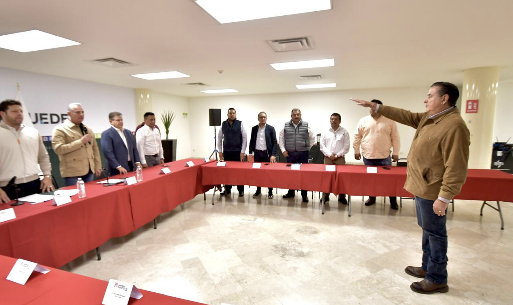 Román Cepeda toma protesta a José Antonio Gutiérrez Jardón como gerente general del Sistema Intermunicipal de Aguas y Saneamiento Torreón-Matamoros Coahuila