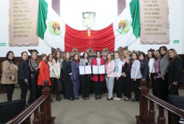 Firman convenio Congreso y AMMJE por el impulso empresarial a mujeres