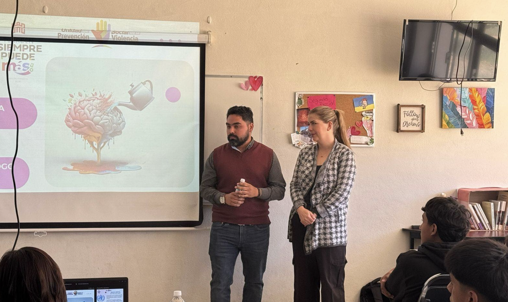 Iniciativa en escuelas busca promover la salud mental de la juventud