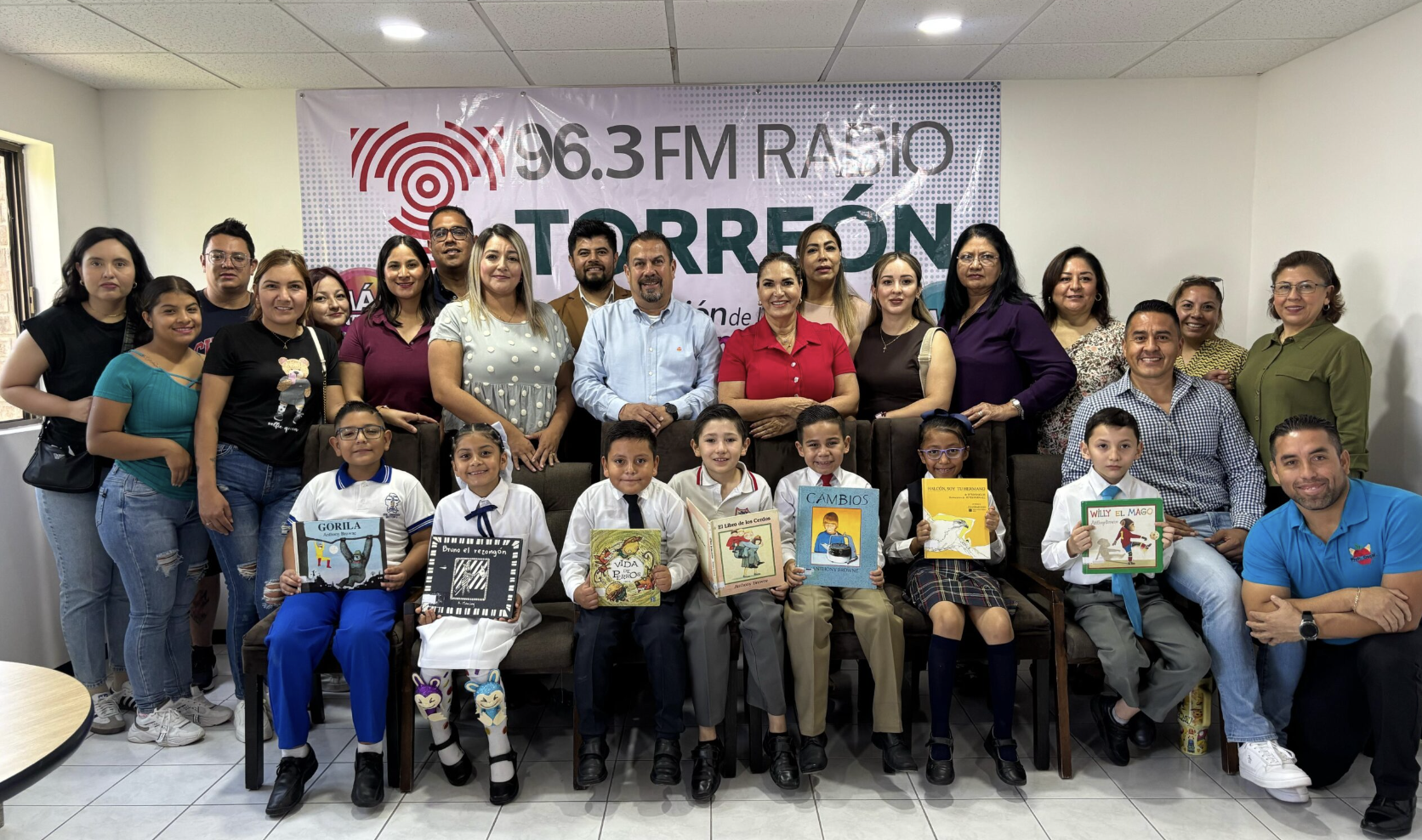 Arranca concurso de lectura “Yo leo, tú lees, todos leemos” de Radio Torreón