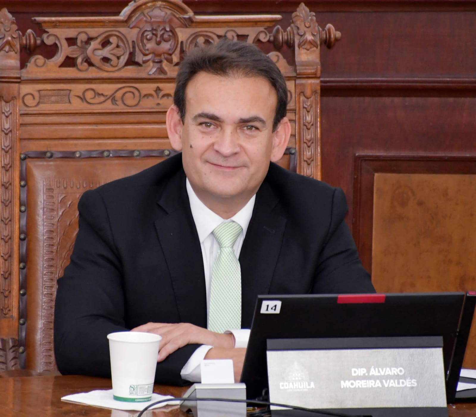 Fortalecer marco legal que protege a niñas y niños en casos de controversia familiar, pide Álvaro Moreira