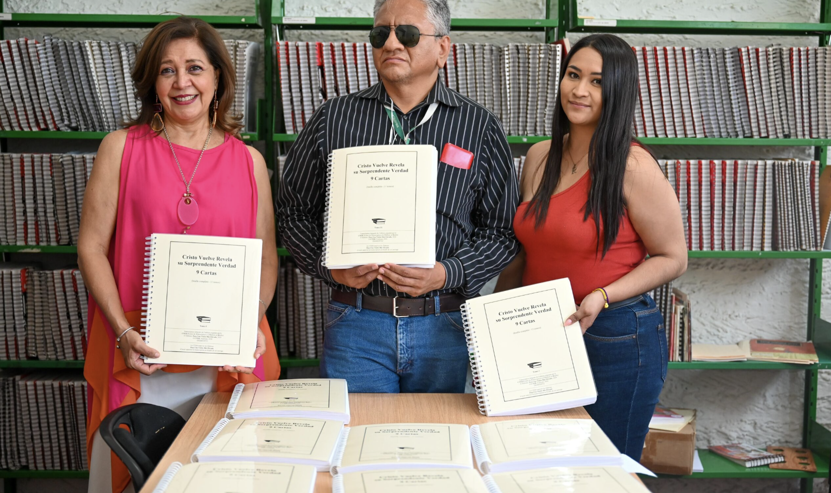 Biblioteca Pública Municipal de Lerdo recibe donación de libros en braille