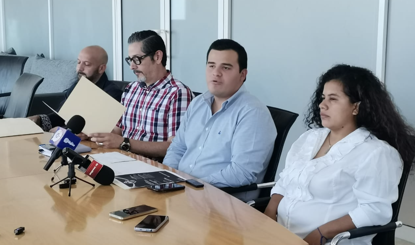 Regidor Luis Ortiz anuncia torneo de fútbol infantil y juvenil