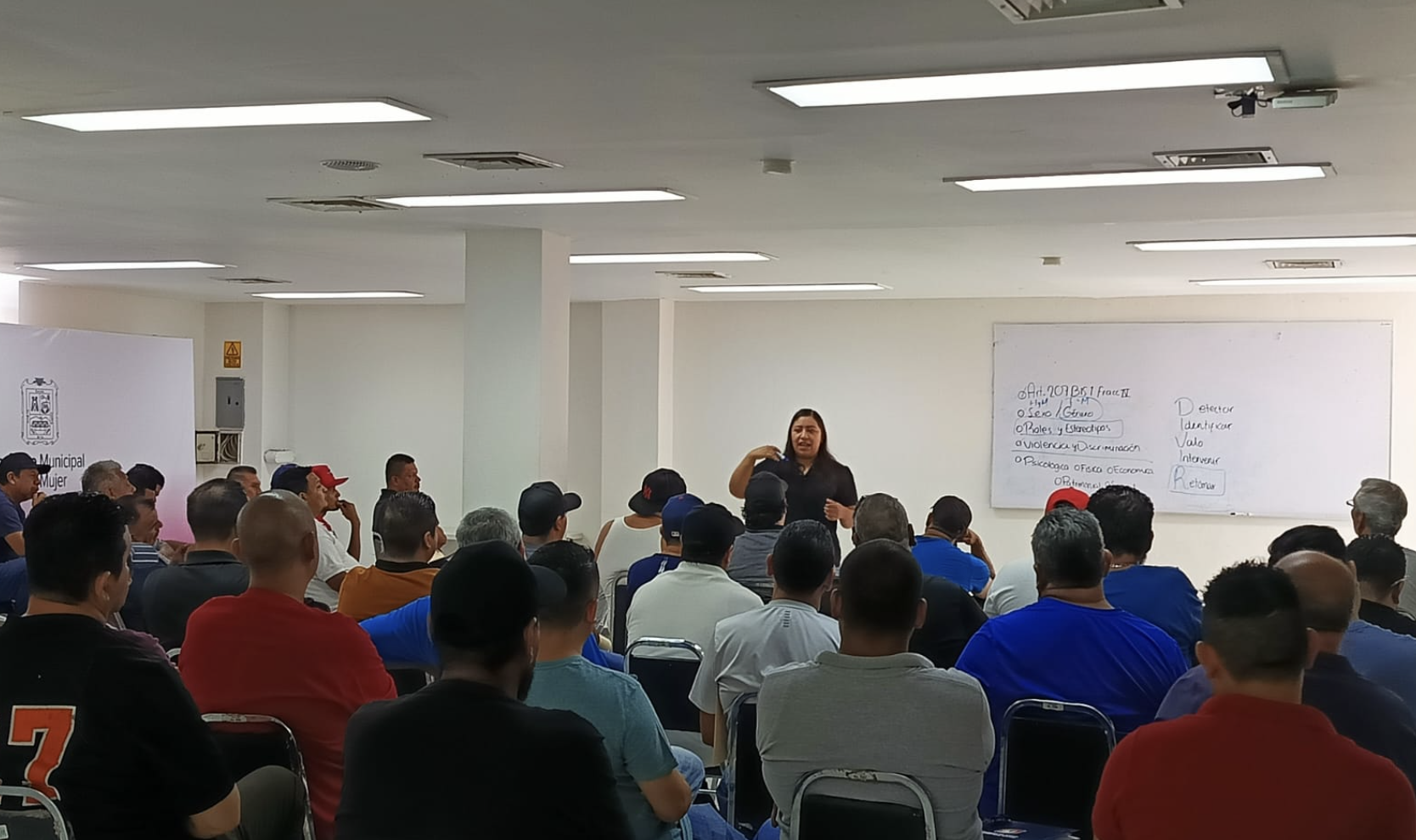 Capacitan para la atención de situaciones de violencia de género en el transporte público