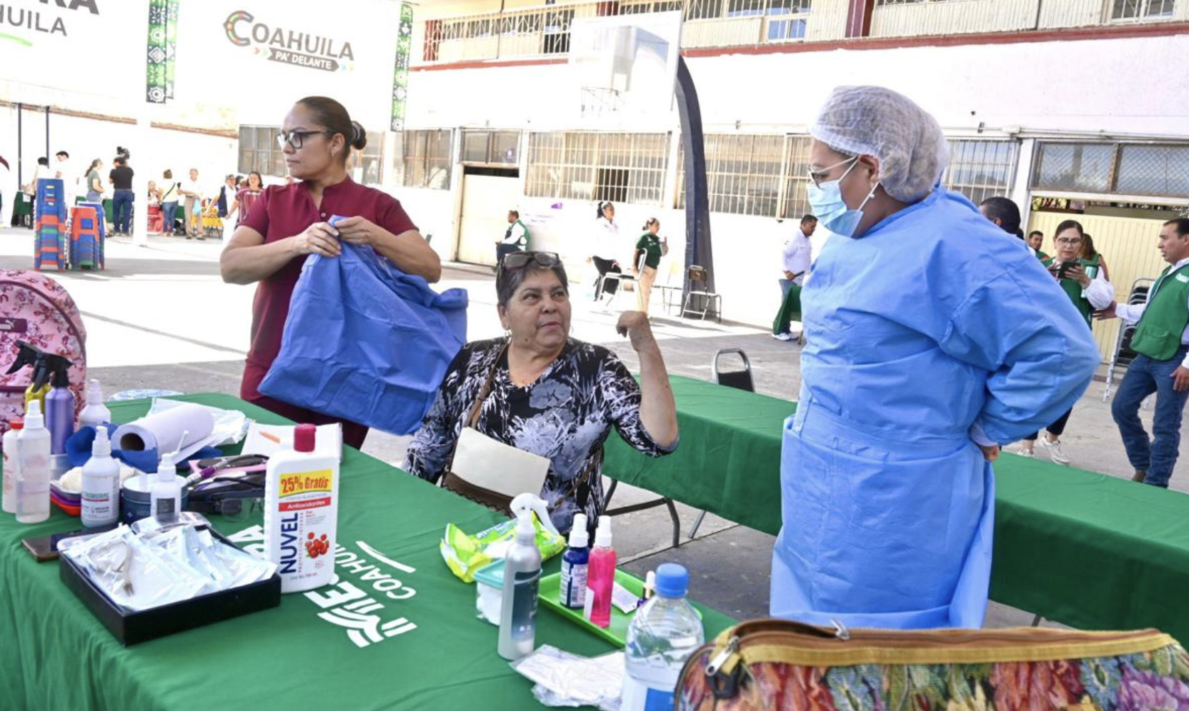 “Club del Adulto Mayor” en Torreón lleva servicios gratuitos y actividades de esparcimiento