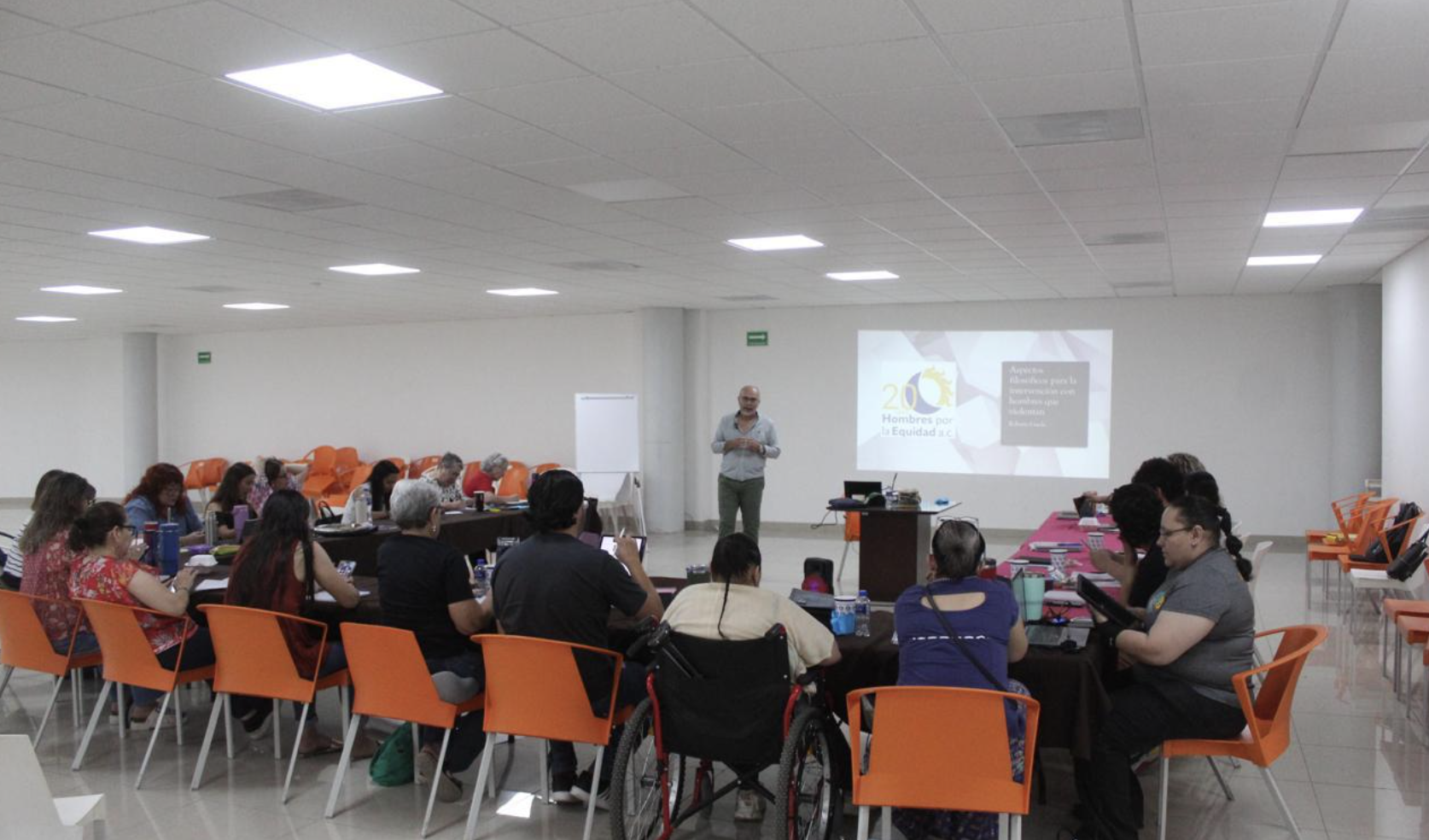 Torreón realiza taller “intervención con hombres violentos desde un enfoque feminista y crítico”