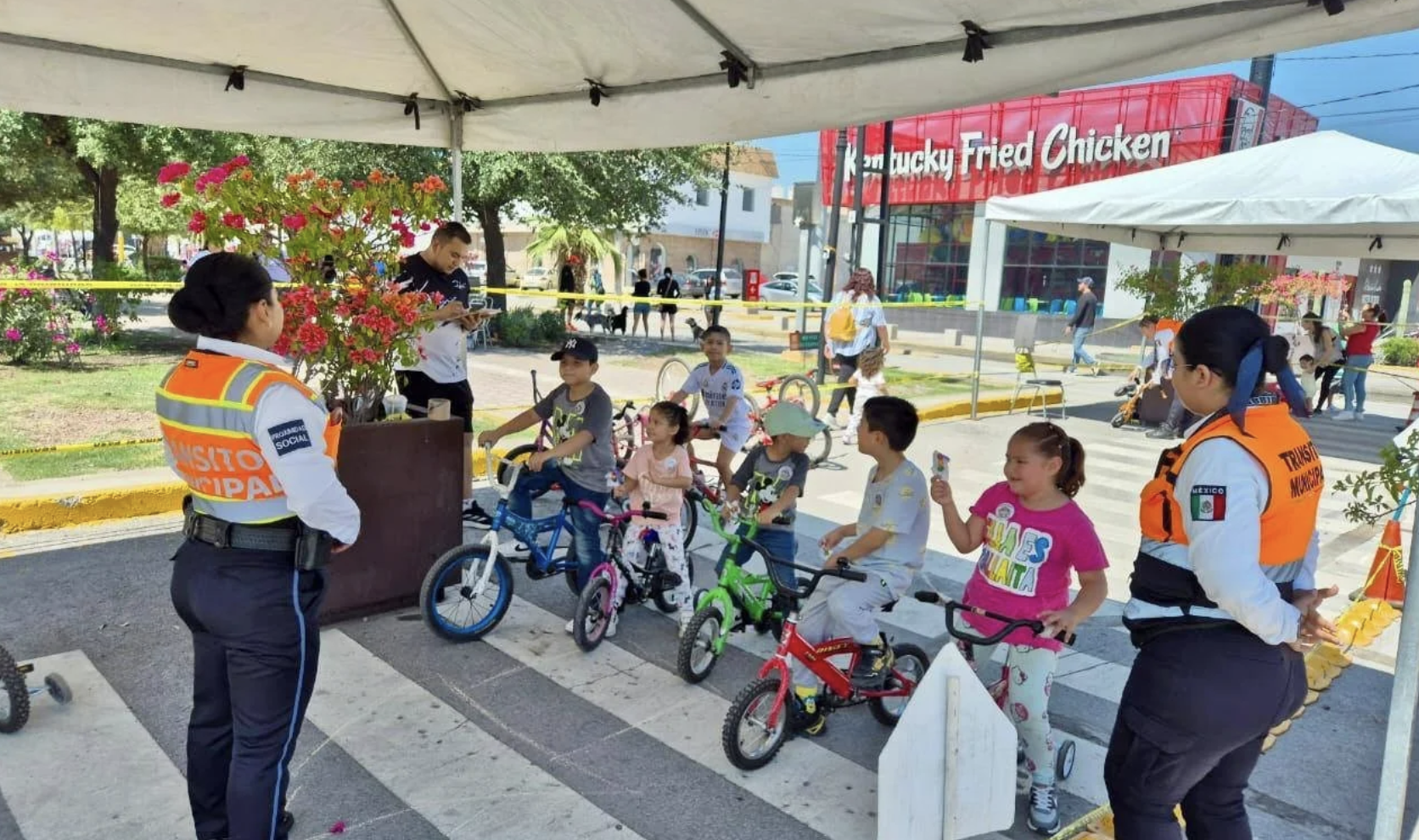 Fomentan educación vial infantil en el “Bicla Fest” con la participación de la Bici escuelita