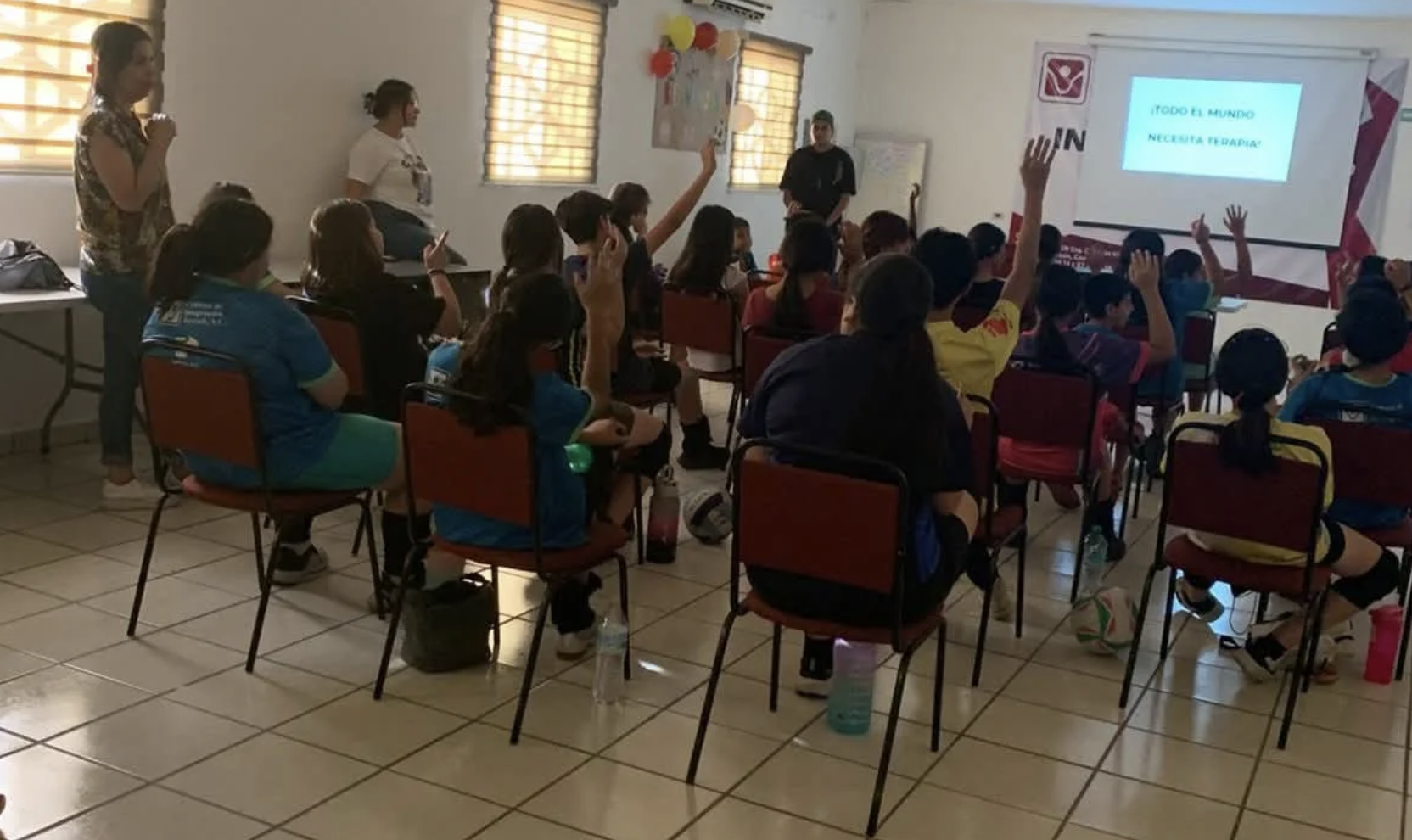  Imparte el CIJ Torreón plática de salud mental y autocuidado