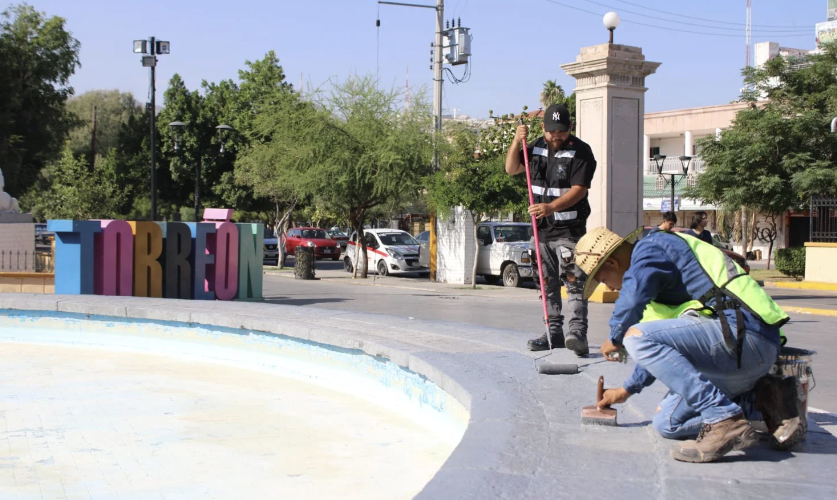Continúa la restauración de la histórica “Fuente del Pensador” en Torreón