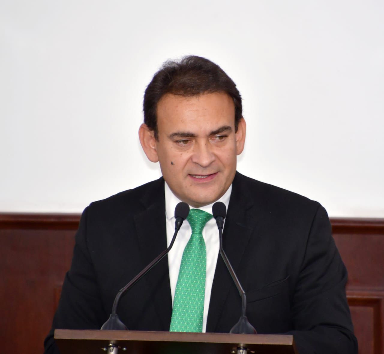 Programa de recuperación para alumnos afectados por universidades sin Validez Oficial, exhorta Álvaro Moreira