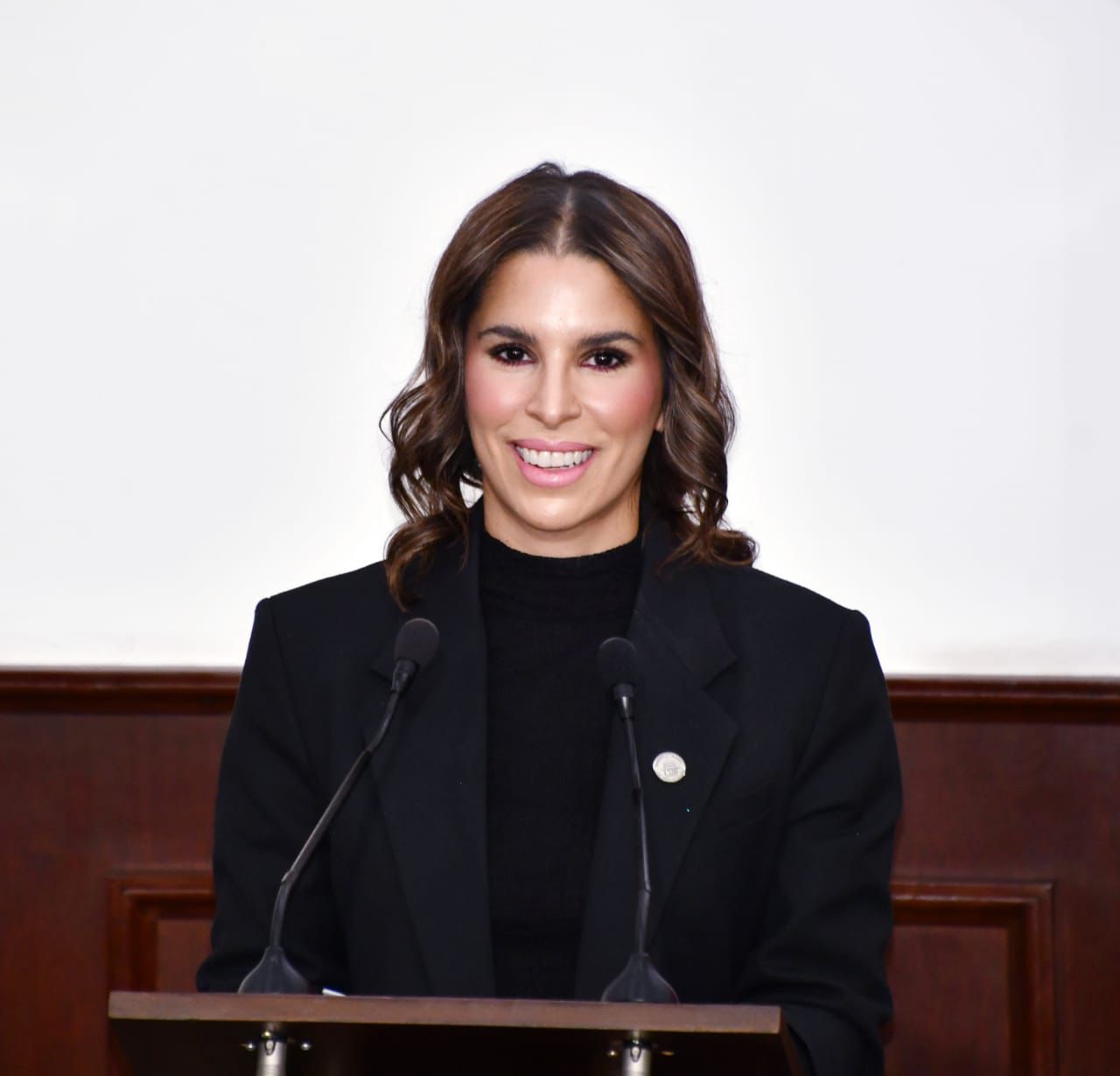 Registro oportuno de niñas y niños ante el Registro Nacional de Población, solicita Claudia Aldrete