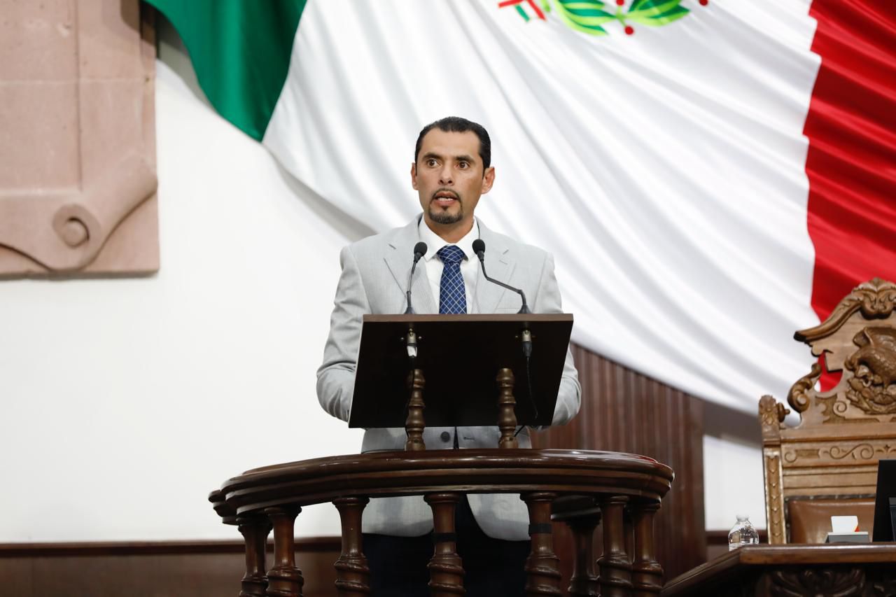 Mantenimiento y mejora de la Carretera Federal 2, pide Sergio Zenón a SICT