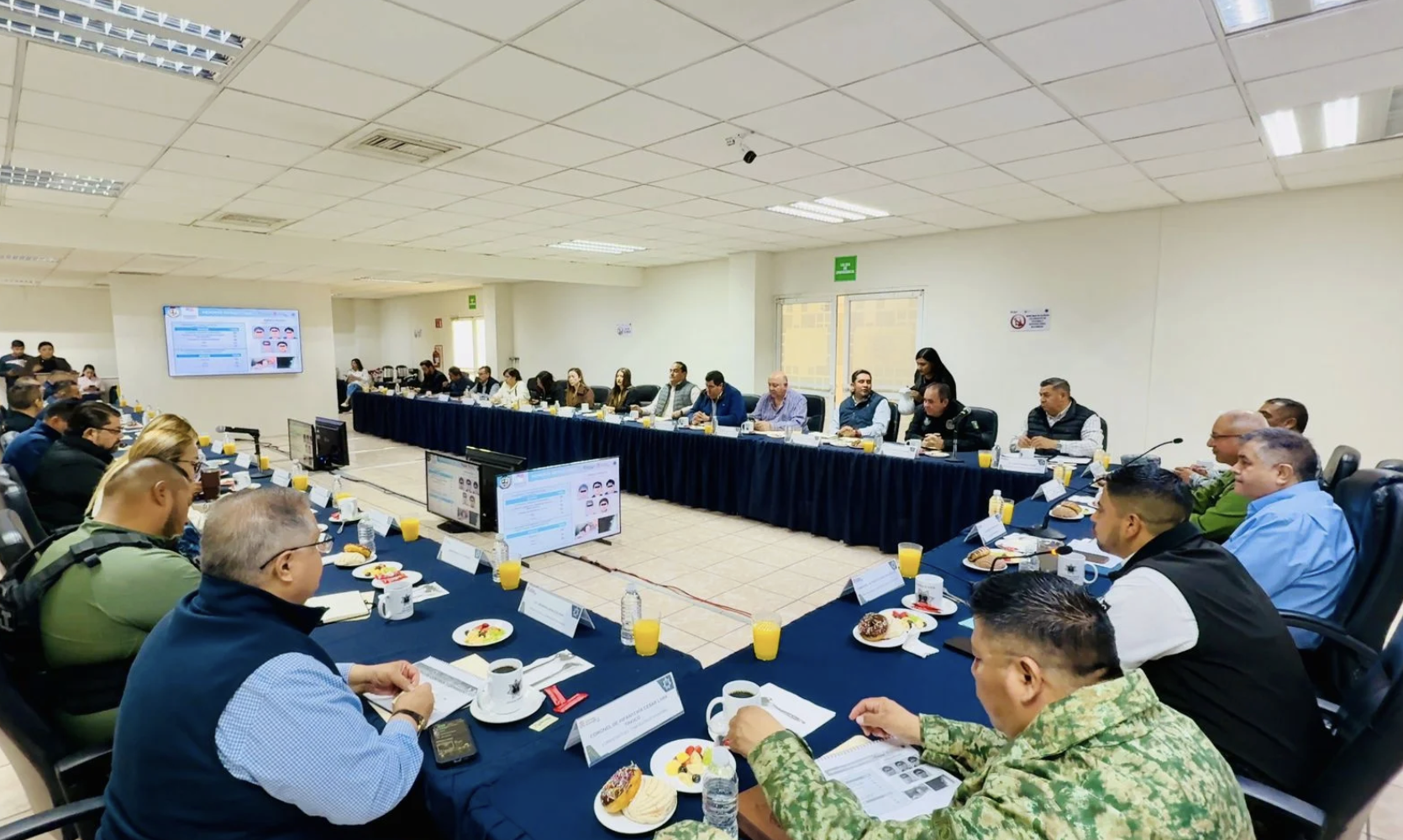 Revisan avances en índices de seguridad y de orden vial