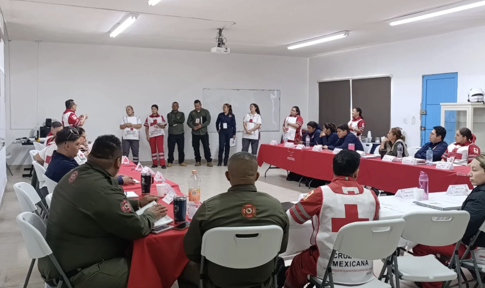 Elementos de Protección Civil y Bomberos se preparan en curso de respuesta a desastres