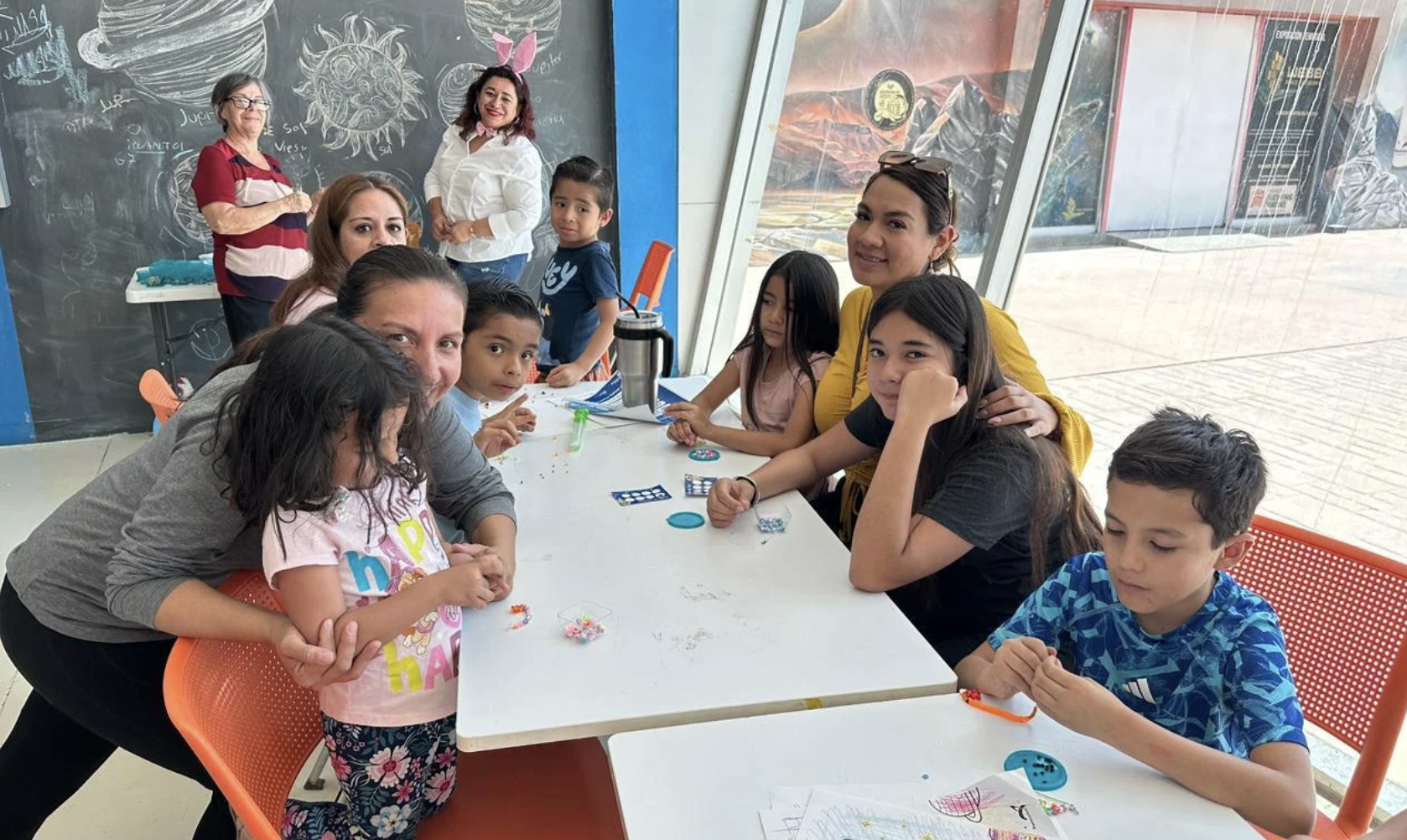 Pascua en TRC alegra a niñas y niños con actividades recreativas