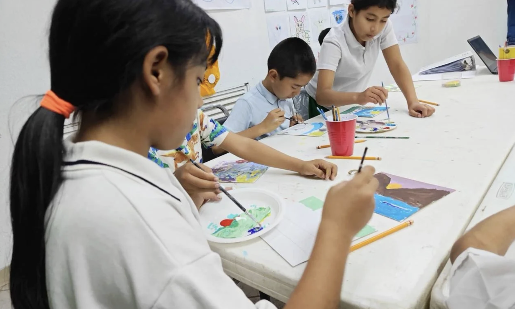 Asistentes del taller “Mentes Brillantes” tendrán celebración del Día de la Niñez