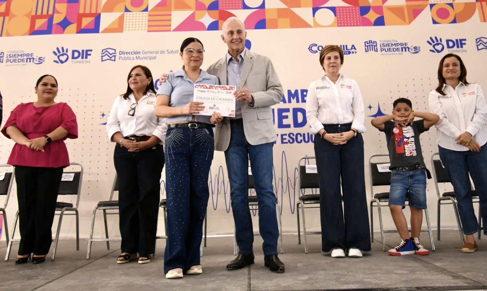 Arranca Román Cepeda el programa de salud “Con el DIF Tú También Puedes Ver y Escuchar”