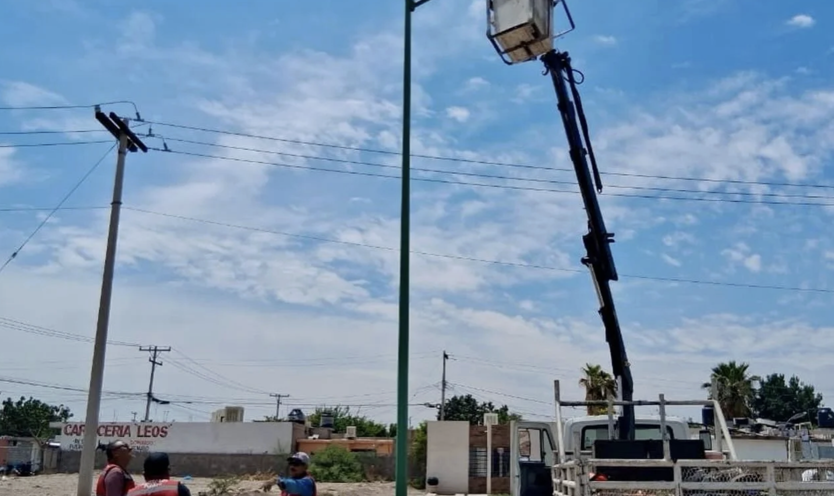 Servicios Públicos fortalece el mantenimiento de luminarias en el municipio