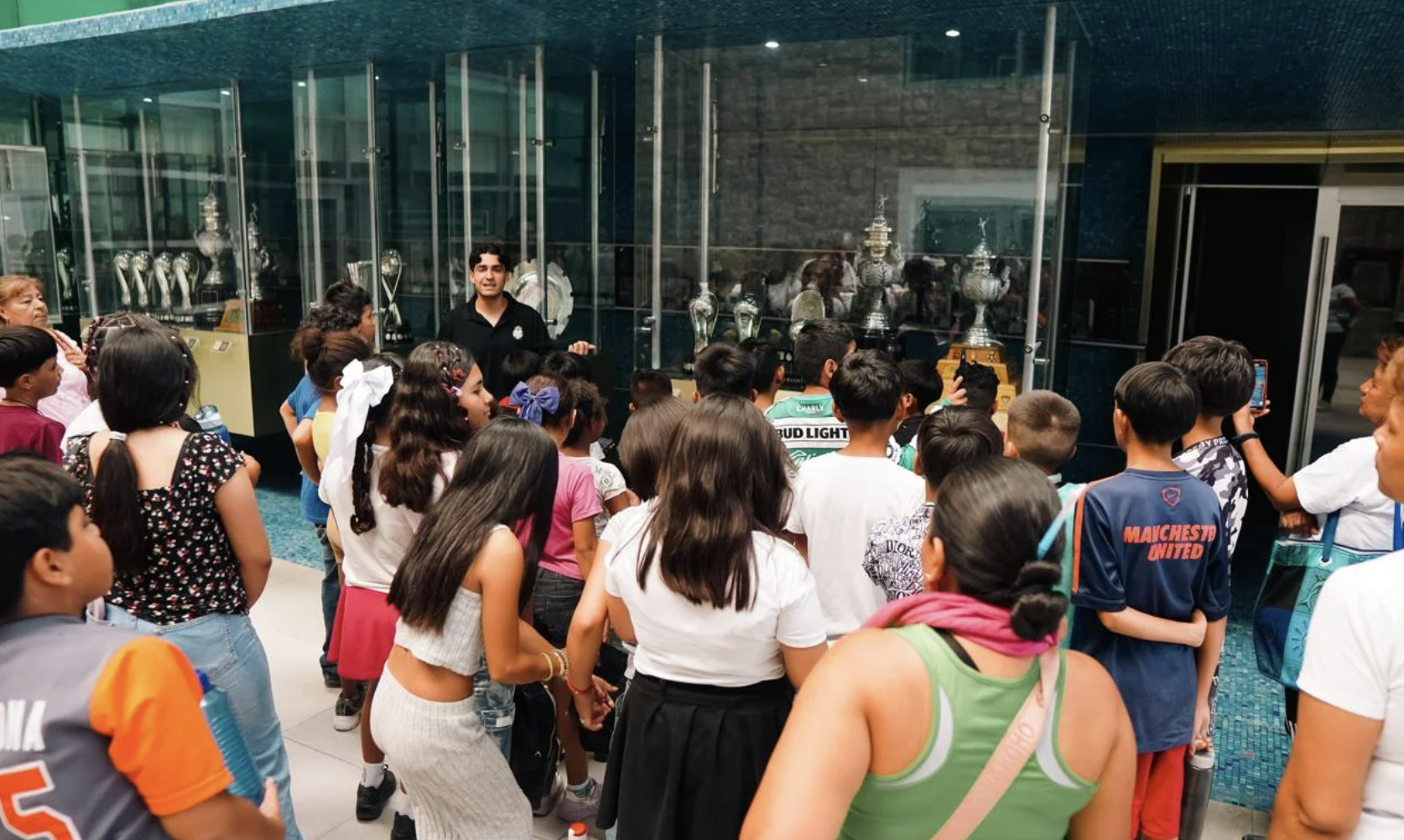 Niñas y niños del Centro Comunitario Zaragoza Sur disfrutan de excursión en el TSM