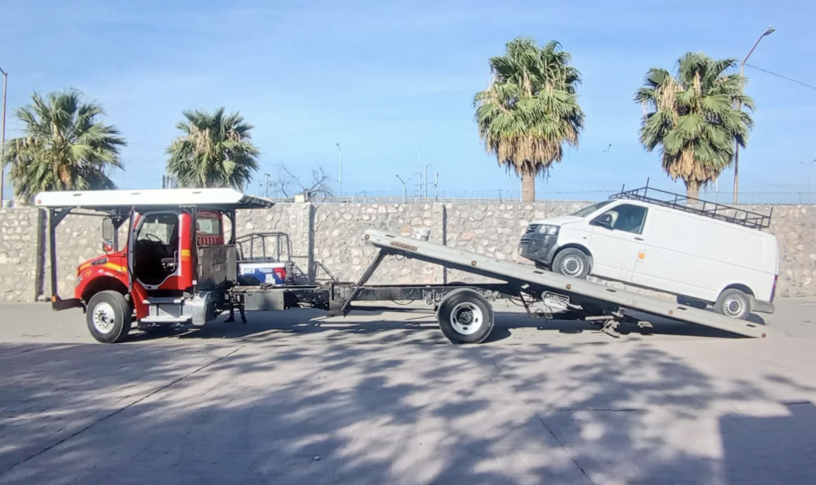 DSPM recupera vehículo con reporte de robo; hay un detenido