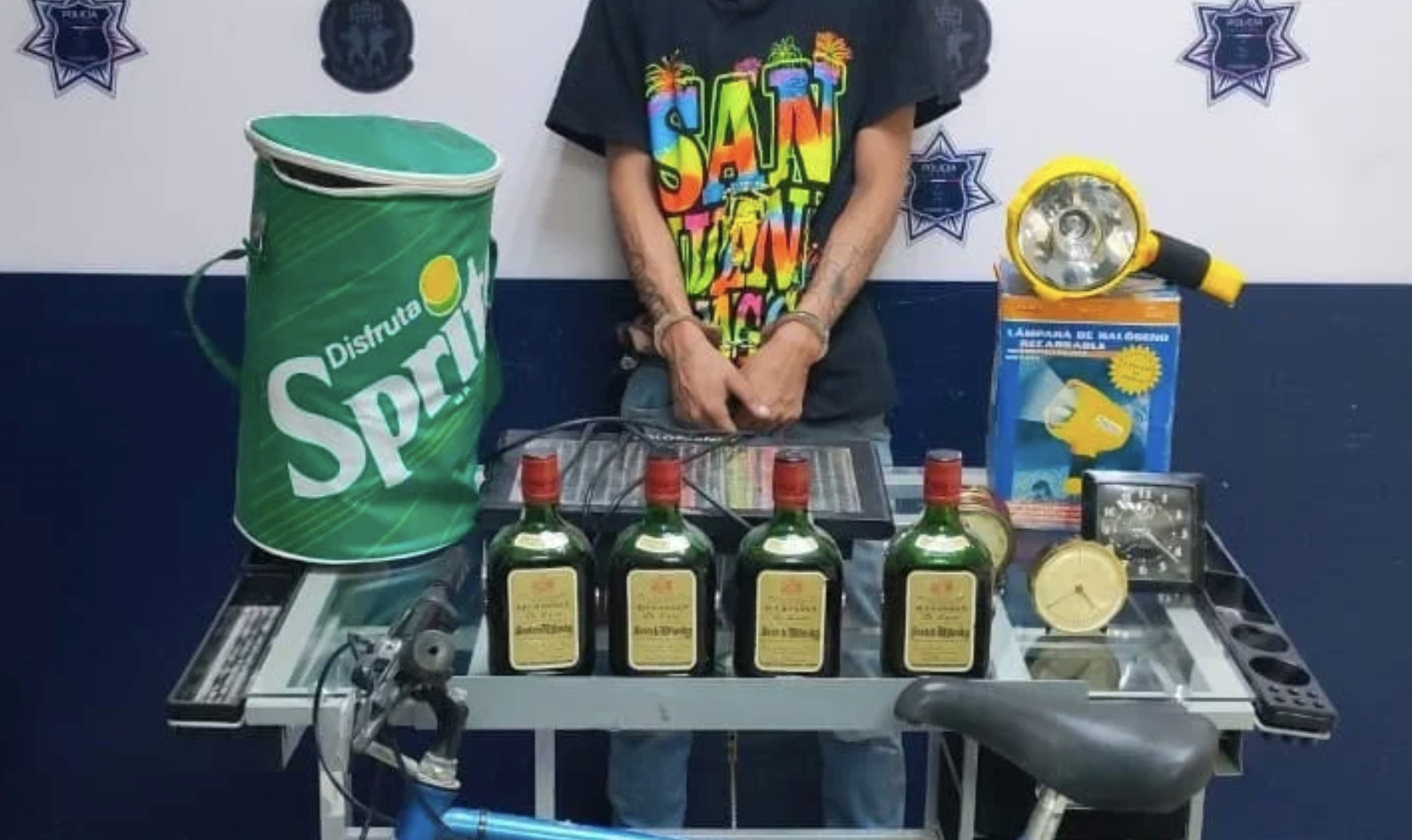 Cae sujeto tras presunto robo a casa habitación en Torreón Jardín